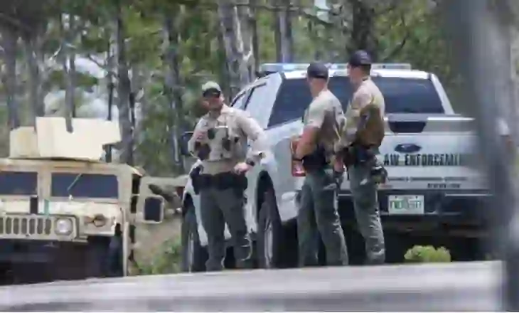 ‘Alkatrazi i Aligatorëve’ në Florida, Trump inauguron qendrën e re të ndalimit të emigrantëve ilegalë