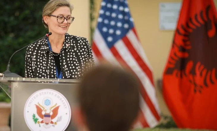Ambasada amerikane feston 249 vjet Pavarësi, VanHorn falenderon Shqipërinë si aleat
