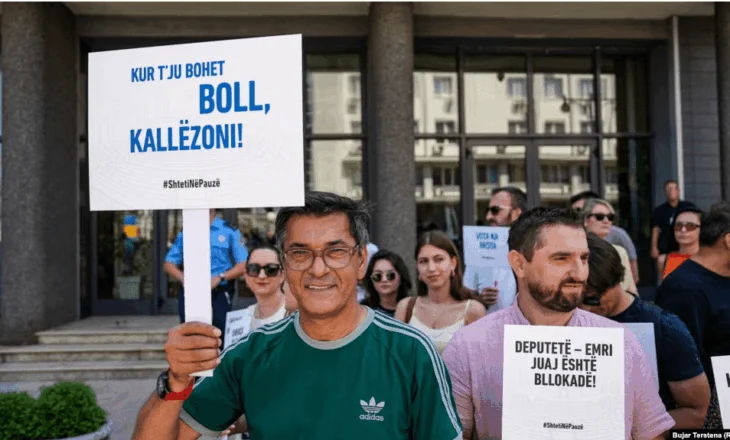 Analiza e REL/ Çfarë rrezikon Kosova në mungesë të institucioneve të reja?