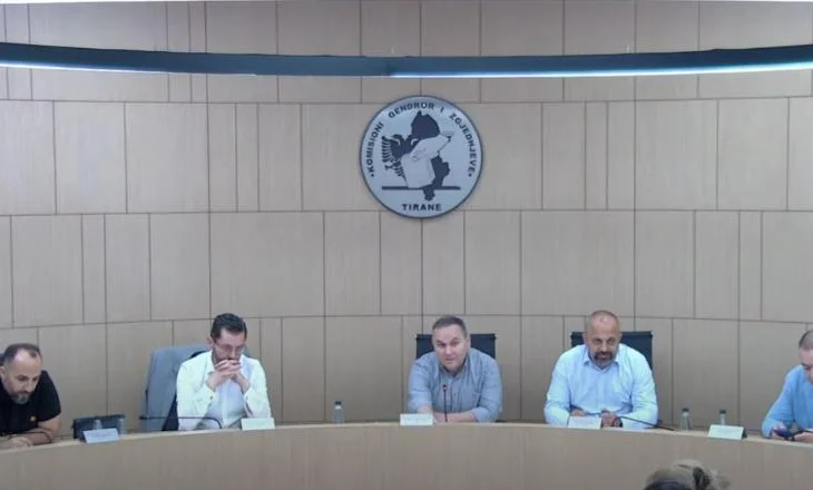 Ankimi i PD për Elbasanin/ Përplasje në Komision, ndërpritet mbledhja, çfarë ndodhi?
