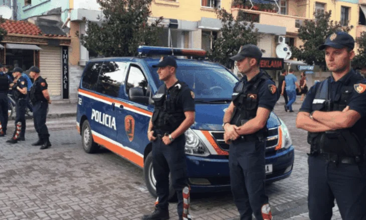 Arratisja e të arrestuarit nga komisariati në Elbasan, pezullohen nga detyra tre efektivë policie