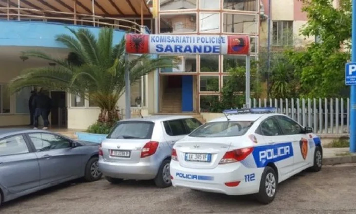 Arrestohet 54-vjeçari në Ksamil, dhunoi banesën e një gruaje dhe instaloi kamera
