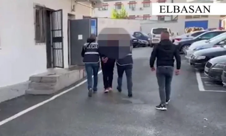 Arrestohet në Elbasan 32-vjeçari i shpallur në kërkim, drejtonte i dehur, pa leje dhe me dokumente false