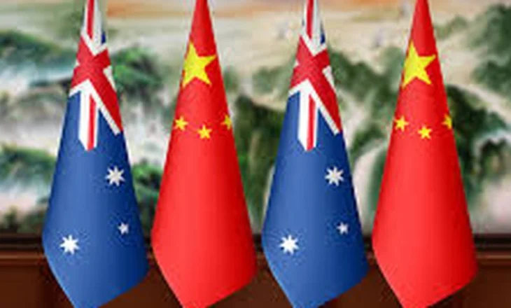 Australia i kërkon llogari Kinës për rritjen ushtarake dhe mungesën e transparencës