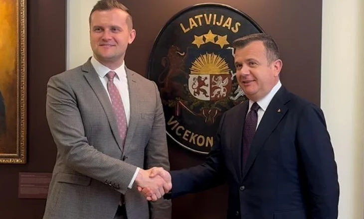 Balla vizitë në Ministrinë e Jashtme të Letonisë: Partnerë të besueshëm në NATO, OKB dhe së shpejti edhe në BE