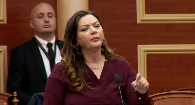 “Banda e Xhabaftëve më kërcënoi”/ Vokshi debaton ashpër me Spiropalin: Shpifje, ju e trajtoni popullin si dele