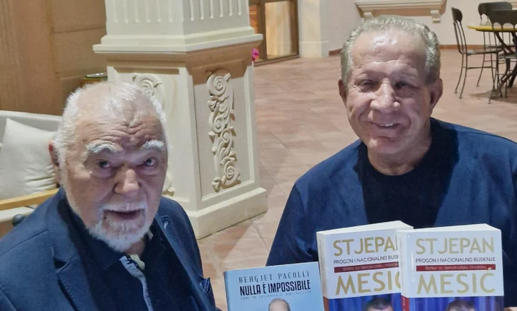 Behgjet Pacolli pret Presidentin Stjepan Mesić, por statusi i tij mbetet lapidar: Kosova ka nevojë për udhëheqës, jo për kalkulues postesh