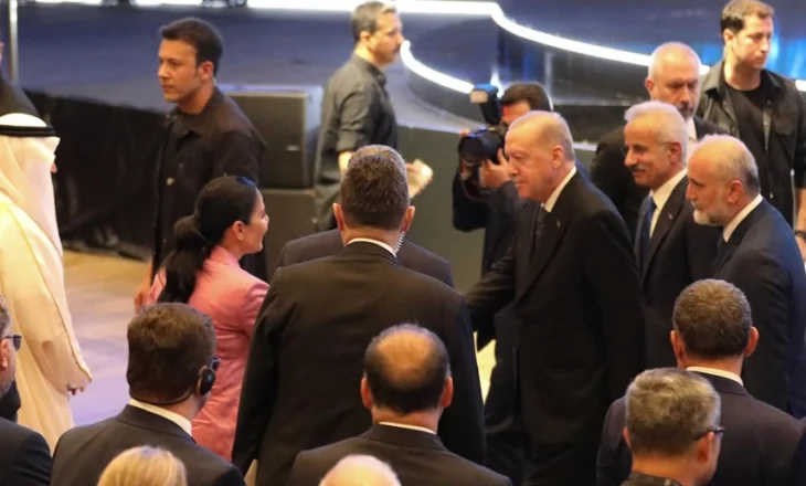 Belinda Balluku në Forumin Global të Transportit dhe Ndërlidhjes në Stamboll, nën organizimin e qeverisë turke dhe të Presidentit Erdogan