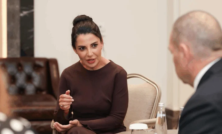 Belinda Balluku takime bilaterale në Forumin Global për Transportin dhe Ndërlidhjen në Stamboll