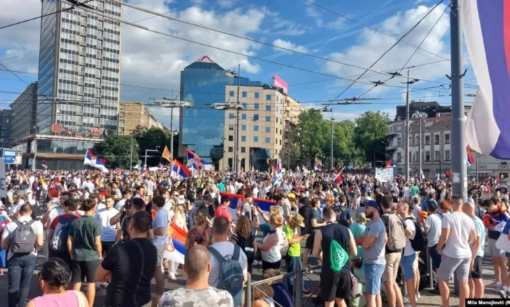 Beograd/ Dy protesta në Ditën e Vidovdanit, studentët kërkojnë zgjedhje të reja