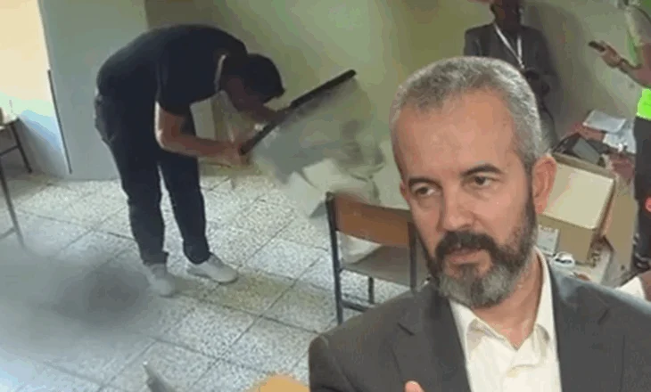 Berisha denoncoi me video mbushjen e kutive të votimit/ Celibashi: Vendosin në pikëpyetje procesin….