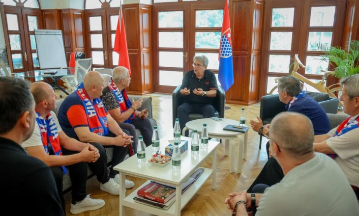 “Beteja” për “Loro Boriçi-n”, koncerti i Bujar Qamilit do mbahet para Bashkisë
