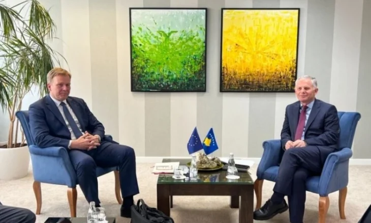 Bislimi: Parashihej takim trepalësh në Bruksel, pala serbe hasi në probleme