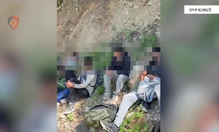 Braktis makinën me emigrantë pas përplasjes, në kërkim 26-vjeçari nga Maliqi