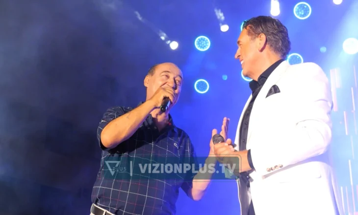 Bujar Qamili “ndez” Shkodrën, “Qejfi bahet me shkodranë” krijon atmosferë festive në kryeqendrën e veriut