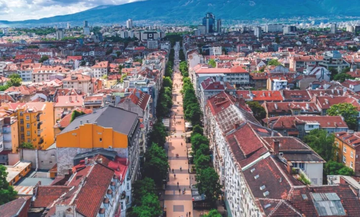 Bullgaria ftesë për kthimin e emigrantëve