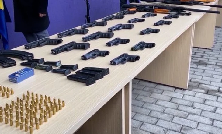 Burg për trafikantët e armëve, 8 të arrestuarit ‘kyçin gojën’ në Gjykatë