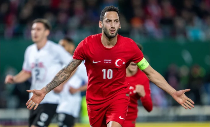 Çalhanoğlu te Galatasaray? Flet presidenti: Drita e syve tanë, kam folur në telefon me të