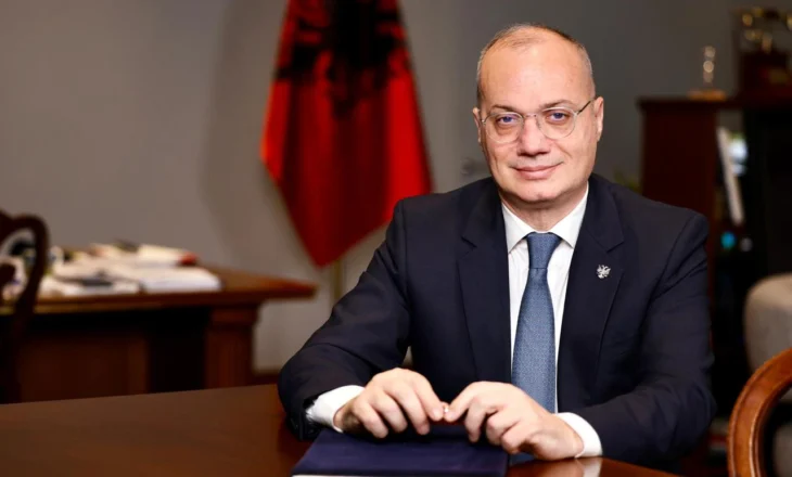 Çështja e detit, marrëdhëniet me Athinën dhe vota e emigrantëve, ministri Hasani për median greke: Jemi në rrugën e duhur drejt anëtarësimit në BE!