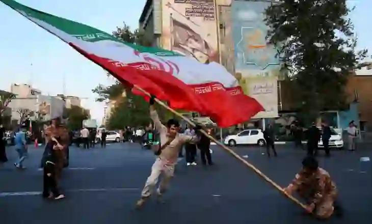 Çfarë ndodh nëse Trump vendos të sulmojë Iranin apo të vrasë Ayatollahun?
