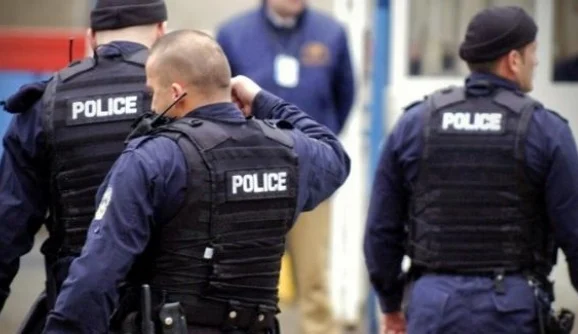 Çfarë po ndodh?/ Policia bastis Ministrinë e Infraskturës me urdhër të Prokurorisë, dyshime për…