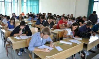 Dalin tezat e provimit të Gjuhë – Letërsisë, reagon Ministria e Arsimit