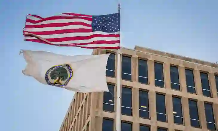 DASH u bën thirrje qytetarëve amerikanë që të largohen menjëherë nga Irani