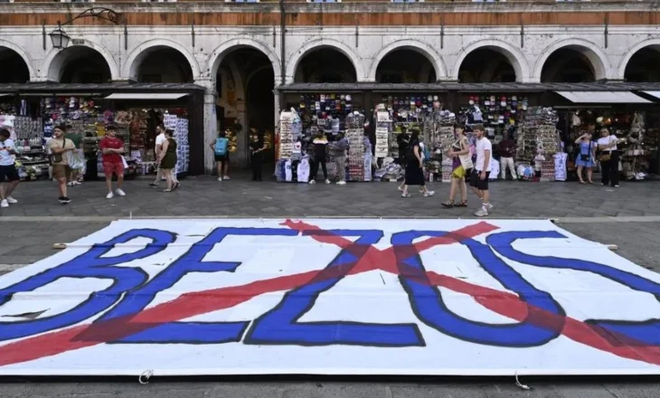 Dasma po afrohet! Venecianët protestojnë kundër Jeff Bezos: Nuk do e lejojmë!