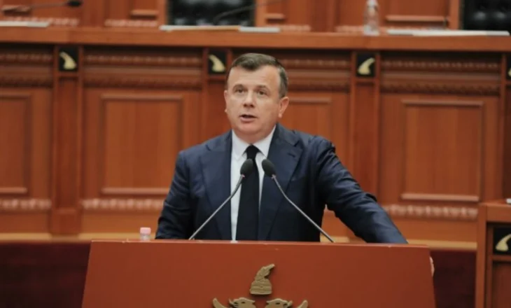 Debate të ashpra mes Ballës dhe Berishës në Kuvend: Ke bashkëpunuar me Millosheviçin kundër Kosovës!