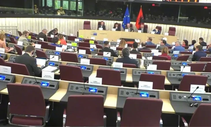 Debati PS-PD në Strasburg/ Opozita ankohet për zgjedhjet! Bardhi: Nuk u parandaluan krimet zgjedhore, Balla: Qytetarët tanë bënë një zgjedhje të qartë