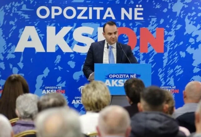 “Deputetët e rinj do mësojnë korrupsionin dhe kapjen e shtetit”/ Balliu godet Akademinë e PS