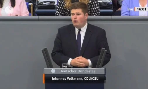 Deputeti gjerman dhe nipi i ish kancelarit thirrje BE: Duhet ta njihni pavarësinë e Kosovës