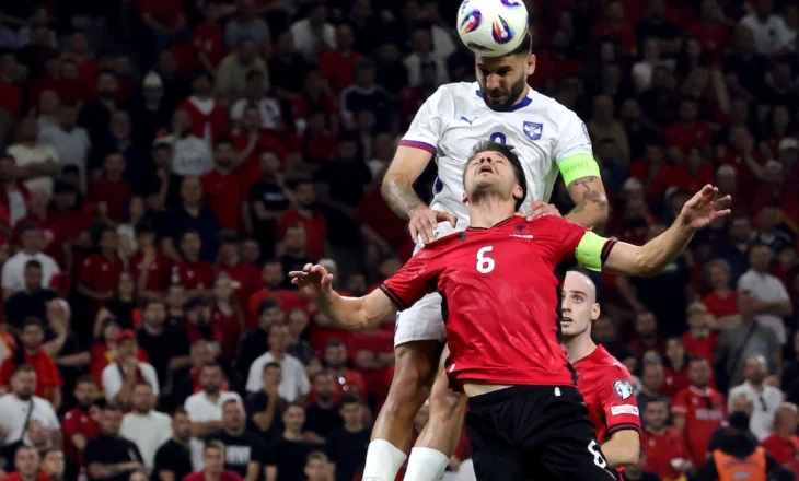 Derbi ballkanas Shqipëri-Serbi, “The Guardian”: Detajet e një ndeshje thriller