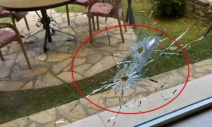 DETAJE- Plumbat në lokalin në Fushë Krujë, djali i pronarit po flinte nga krahu që u sulmua, autorët qëlluan nga kodra
