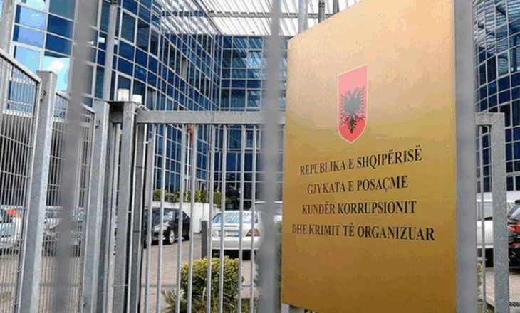 Dosja 5D/ GJKKO dënon me 4 vite burg 5 ish-zyrtarët e Bashkisë Tiranë