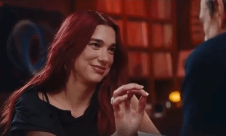 Dua Lipa konfirmon fejesën me Callum Turner