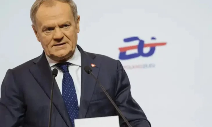 DW: Ditë të vështira për kryeministrin polak, Donald Tusk