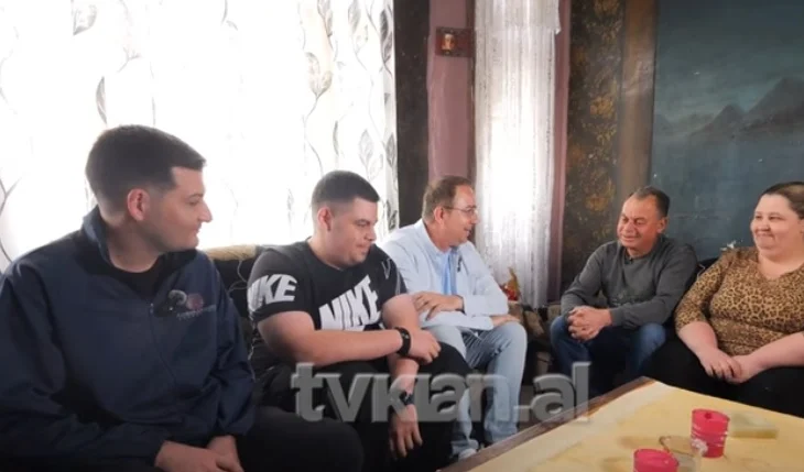 “E Diela ndryshe”- Bursa “Elsa” për djalin e varfër ekselent