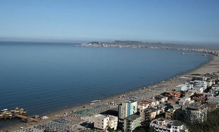 E rëndë në Kavajë! Turistja çeke mbytet në plazhin e Golemit
