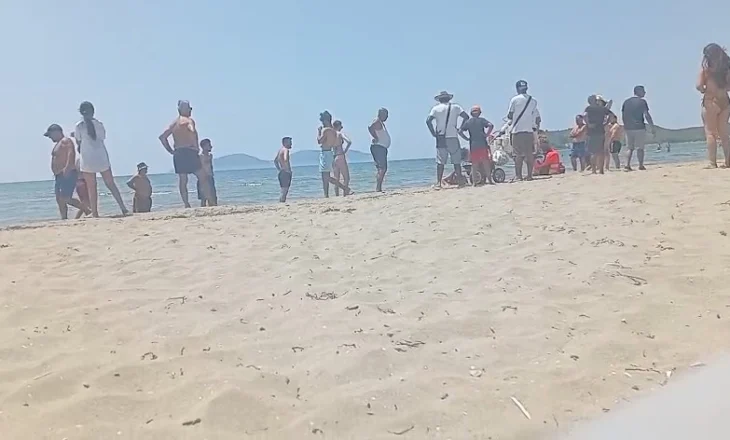 E rëndë/ Pushuesi italian humb jetën në plazhin e Zvërnecit, ja dyshimet e para