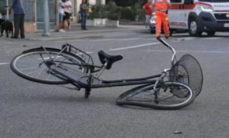 E rëndë/ U rrëzua nga biçikleta, humb jetën 60-vjeçari në Tiranë