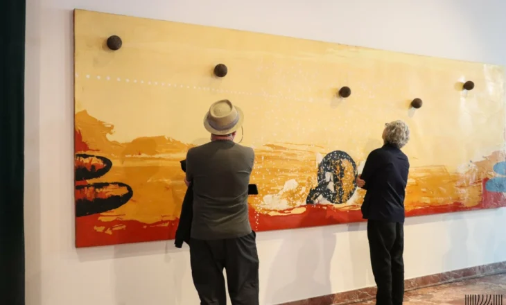 Ekspozita “I soli di tutte le terre”, për herë të parë në Tiranë prezantohet vepra e artistit Enzo Cucchi