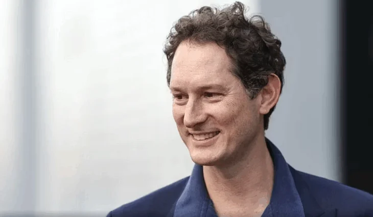 Elkann “zbret në fushë”. Shpërblim i majmë për Juventusin, po arriti në çerekfinale