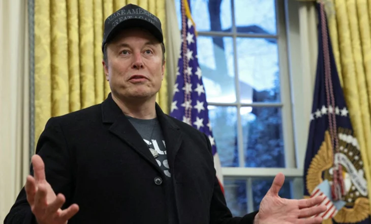 Elon Musk publikon fletën e analizave të drogës