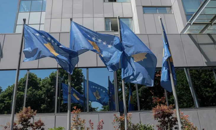 Emigrantët e dëbuar nga SHBA/ Zëdhënësi i Qeverisë së Kosovës: Për 1 vit mund të strehojmë 50 persona