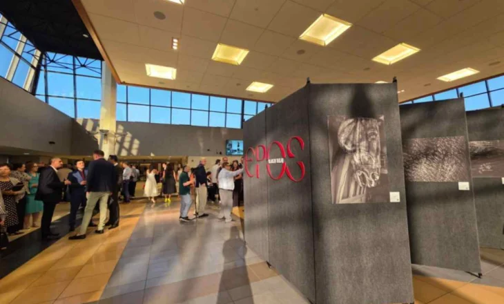 “EPOS” në Amerikë, kur drita gdhend historinë e Skënderbeut