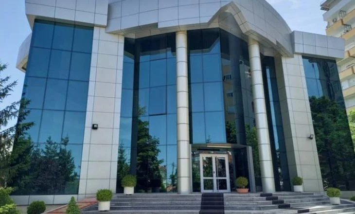 Favorizuan në 20 raste ndërtuesit me taksën e infrastrukturës, Prokuroria çon në gjyq drejtoreshën dhe përgjegjësin e Urbanistikës së Bashkisë Korçë