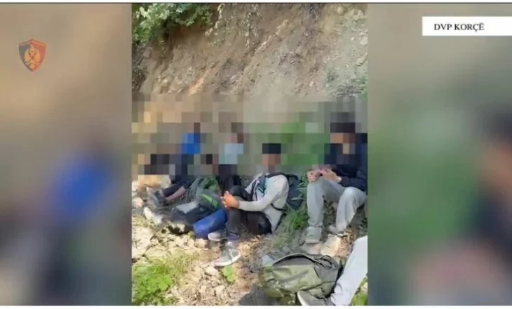 Finalizohet operacioni policor “Plloça”/ Shpallet në kërkim 26-vjeçari, transportonte drejt Tiranës, 8 emigrantë nga…