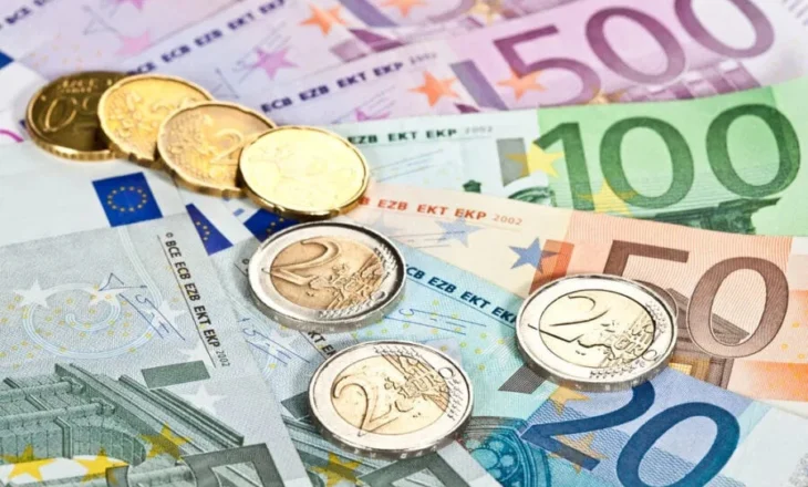 Franca propozon borxh të përbashkët për të forcuar rolin ndërkombëtar të euros