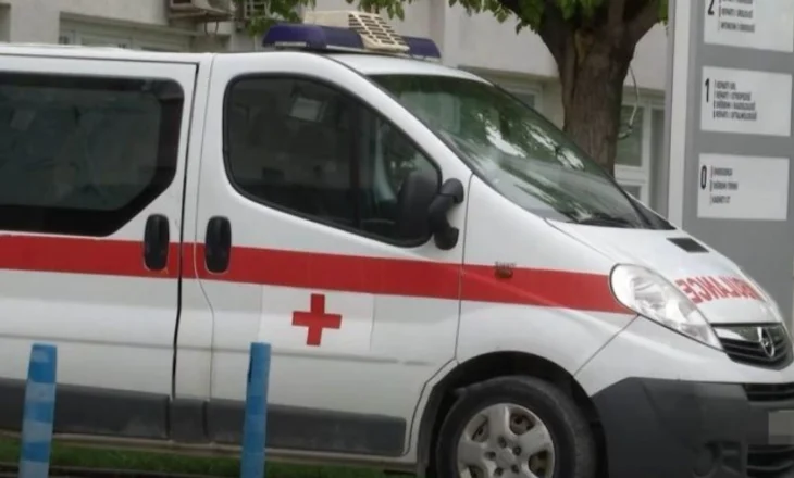 Gjendet pa shenja jete një person në Pejë, ambulanca mbërrin në vendngjarje